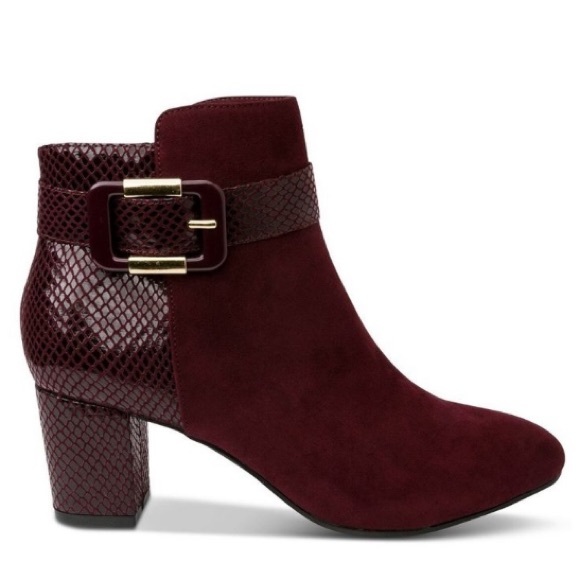 KAREN SCOTT Wine Snakeskin Ivyy Booties - Picture 2 of 16